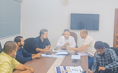 نائب محافظ عدن يطلع على سير عمل المؤسسة المحلية للمياه والصرف الصحي