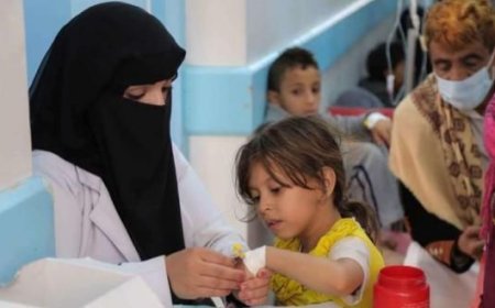 وسط انهيار القطاع الصحي.. وباء الكوليرا يضرب اليمن مجددا