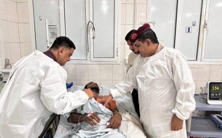 وزير الدفاع يطمئن على جرحى القوات المسلحة في مستشفيات عدن
