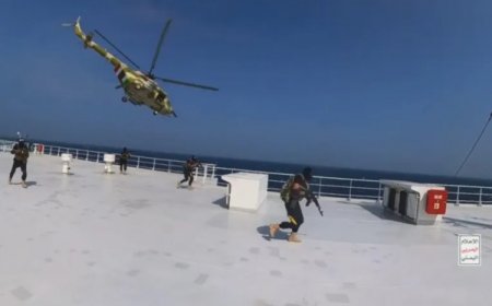 مفاجأة.. الحوثيون يعلنون استهداف 90 سفينة