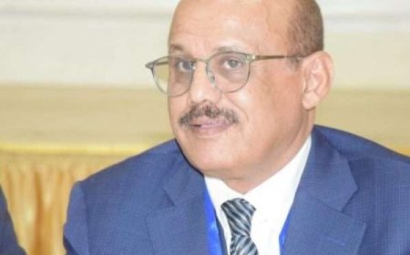 محافظ البنك المركزي اليمني يخرج عن صمته ويدلي بتصريحات نارية