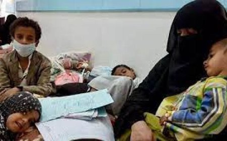 الكوليرا تكتسح 12 محافظة ووزير الصحة يحذر من خروج الوضع عن السيطرة