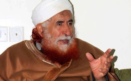 بعد إدخاله العناية المركزة منذ يومين.. حقيقة وفاة الشيخ عبدالمجيد الزنداني اليوم في تركيا  