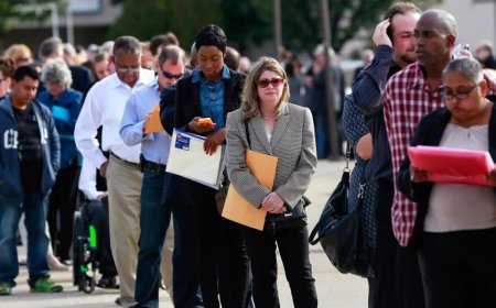 أمريكا.. ارتفاع وتيرة تسريح العمال في قطاعي التكنولوجيا والإعلام