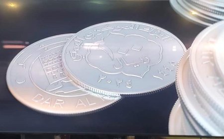 سحب العملة المالية الجديدة من الأسواق.. بنك صنعاء يوضح