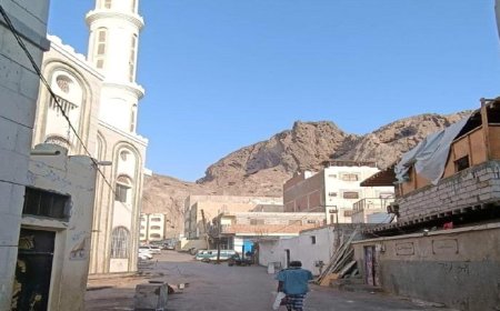 ثلاث مديريات في عدن تحت الخطر.. هيئة المساحة تطلق تحذيرات