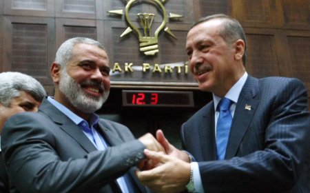 بعد سخرية أردوغان من إيران بعد هجومها والرد من إسرائيل.. الحوثيون يوجهون رسالة غضب لـ(إسماعيل هنية) فهل تنكشف مسرحيتهم؟!