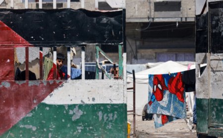 198 يوما للعدوان.. مقابر جماعية في غزة وتصعيد مسلح في الضفة