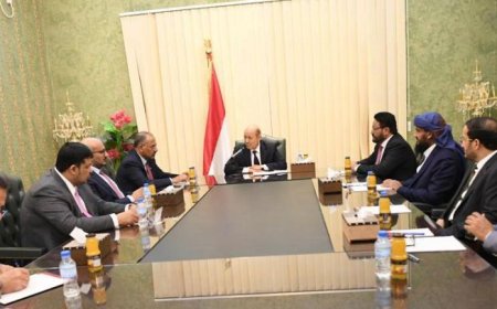 مغادرة عدد من أعضاء مجلس القيادة الرئاسي إلى هذه الدولة