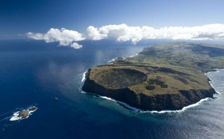 شاب يعثر على جزيرة في مكان معزول من الكرة الأرضية.. ما القصة؟