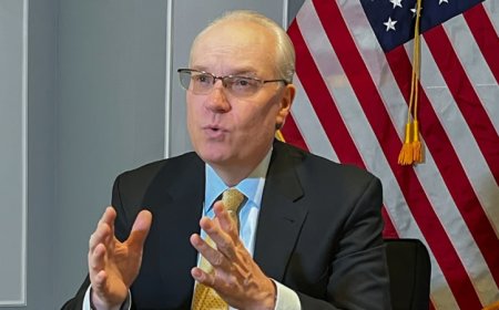 لا علاقة لهجمات البحر. الأحمر.. أمريكا تعلنها صراحة: لا يمكن تحقيق السلام في اليمن إلا بشرط  