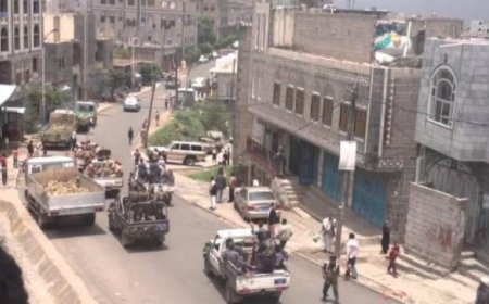 إصابة شيخ قبلي وثلاثة آخرين في اشتباكات مسلحة في هذه محافظة