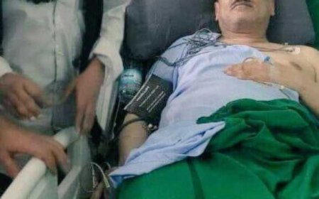 في أول ظهور للبرلماني (حاشد) عقب نجاته من جلطة:  تكفينا رشفة من الحرية