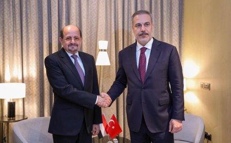 وزير الخارجية يبحث مع نظيره التركي سبل تعزيز وتطوير العلاقات الثنائية بين البلدين