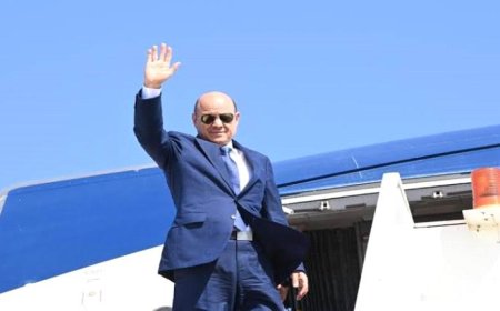 عاجل.. رئيس مجلس القيادة الرئاسي يصل إلى محافظة مأرب