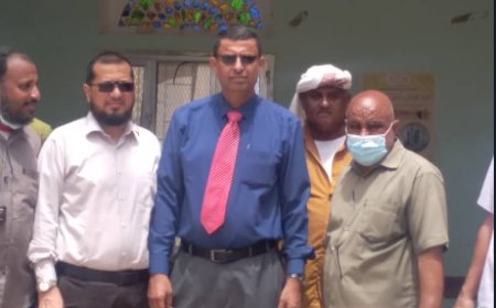 مدير عام بلحج يتفقد مستشفى الشط ورأس العارة بالمضاربة ويتطلع عل الخدمات في مراكز العزل