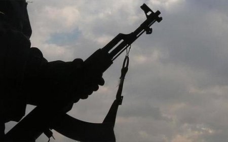 مسلح حوثي يذبح زوجته واهلها يقتلونه انتقاماً لها