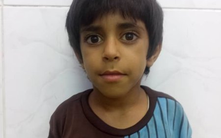 والد طفل يناشد اهل الخير بمساعدته لإعادة السمع لطفله 