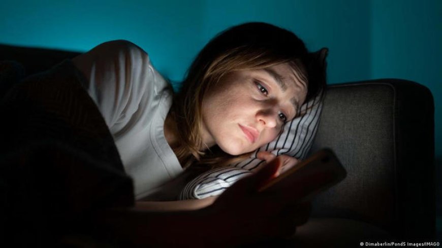 الاستيقاظ الليلي: أسباب وحلول النوم المتقطع
