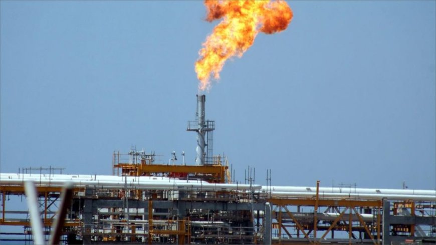 جماعة الحوثي ستسمح لـ(الشرعية) باستئنافِ تصدير النفط.. وتضعُ شرطًا وحيدًا!