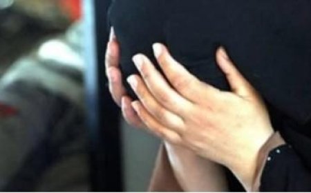 امرأة تونسية تخنق ابنتها حتى الموت بحجة انه اتهاها وحي إلهي للصعود للسماء حالا.. فيديو