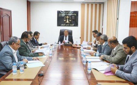 مجلس القضاء الأعلى يقر إنشاء نيابتين نوعيتين للصناعة والتجارة في تعز وحضرموت