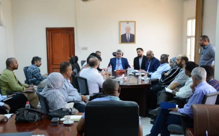 لقاء في عدن يبحث سبل تعزيز العمل الانساني للمنظمات وأولويات الإحتياجات