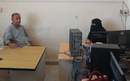 مدير عام زنجبار يلتقي مديرة عام مكتب الخدمة المدنية والتأمينات بابين