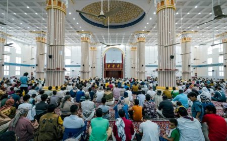 بحضور لصور والشبحي.. افتتاح مسجد الجامعة بمدينة الشعب