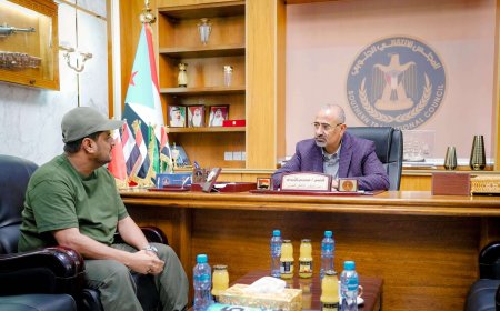 اللواء الزُبيدي يطّلع على سير العمل الأمني بمحافظة أبين