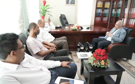 مدير عام صحة عدن يزور المركز الوطني التثقيف والاعلام الصحي بوزارة الصحة