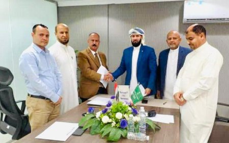 توقيع اتفاقية تعاون بين وزارة الأوقاف وشركة الخطوط الجوية اليمنية لتفويج الحجاج