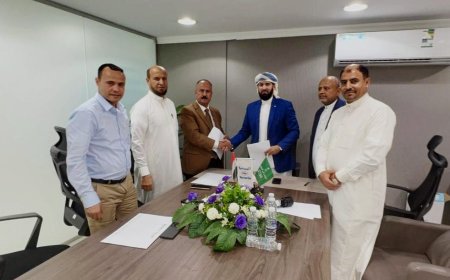 وزارة الأوقاف توقع اتفاقية تعاون مع الخطوط الجوية اليمنية لتفويج حجاج الج