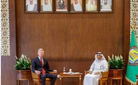 البديوي يجدد موقف مجلس التعاون الخليجي الداعم للشرعية في اليمن والتوصل الى حل وفقاً للمرجعيات الثلاث