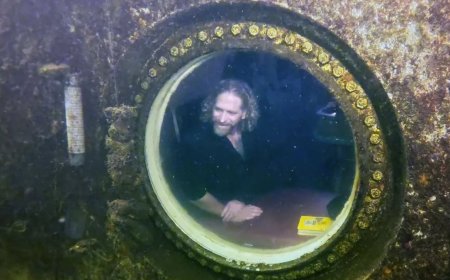 رجل يعيش تحت الماء 93 يوما ويخرج أصغر سنا