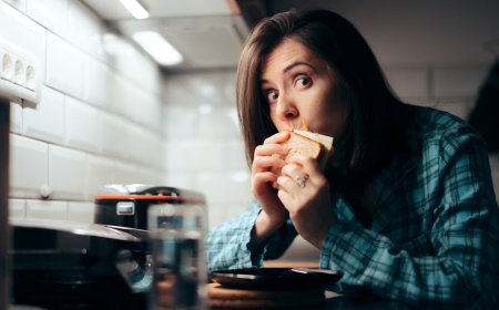 اشتهاء هذه الأطعمة يدل على نقص عناصر غذائية معينة في جسمك