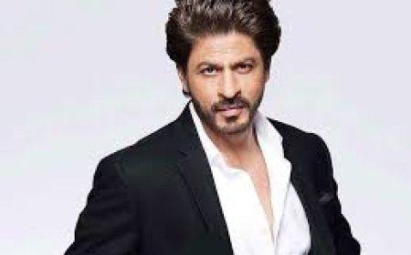 ضربة شمس تُدخل "شاروخان" المستشفى