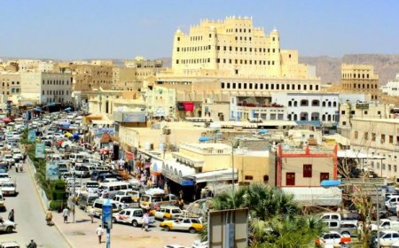 انفجار غريب يؤدي إلى إصابة أب وثلاثة من أبنائه في سيئون