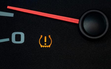 أهمية أضواء التحذير في السيارة: دليلك لتجنب المفاجآت المكلفة