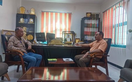 مدير عام زنجبار "الشدادي" يبحث مع الجمعية الكويتية للاغاثة تنفيذ عدد من المشروعات الخدمية
