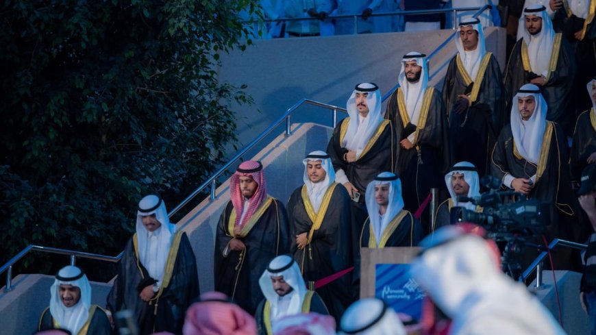 السعودية.. حفل تخرج يشهد موقفًا مؤثرًا بعد وفاة طالب قبل تسلم شهادته (فيديو)