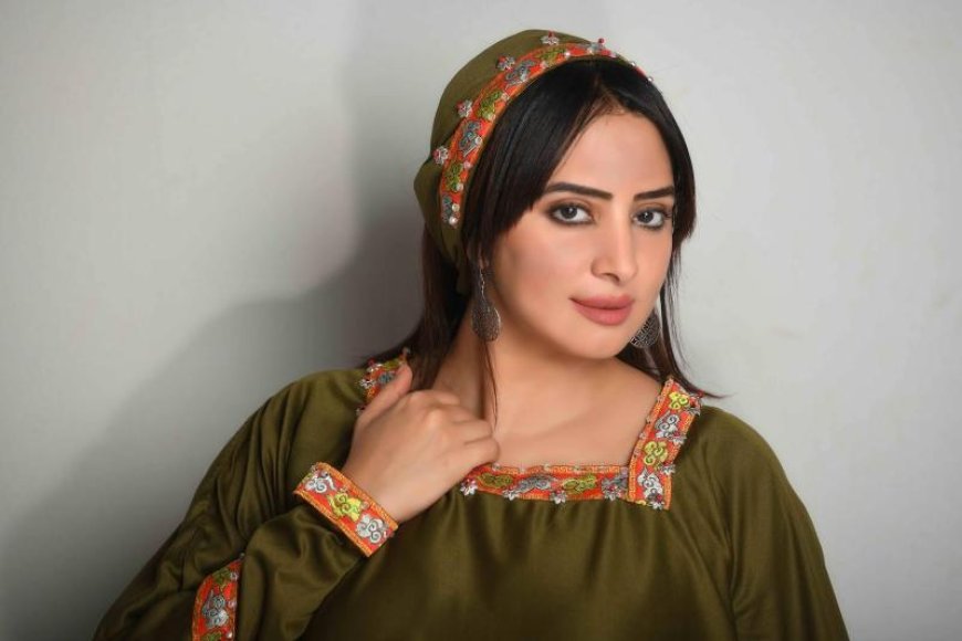 فنانة يمنية شهيرة تكشف عن عمل خطير تقوم به (فيديو صادم)