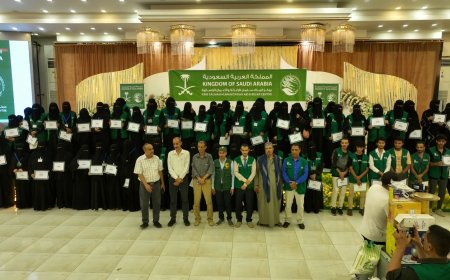 بدعم مركز الملك سلمان للإغاثة تسليم معدات مهنية للأسر المعيلة المستفيدة من مشروع كفالة الايتام بعدن ولحج