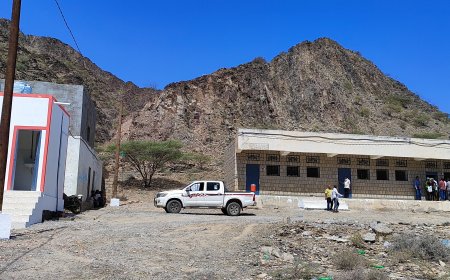 بحضور ممثل وزارة التربية .. منظمة رعاية الأطفال تسلم تربية حبيل جبر بلحج المدارس المستهدفة بعد صيانتها وترميمها ( ضمن مشروع بوابة التعليم)