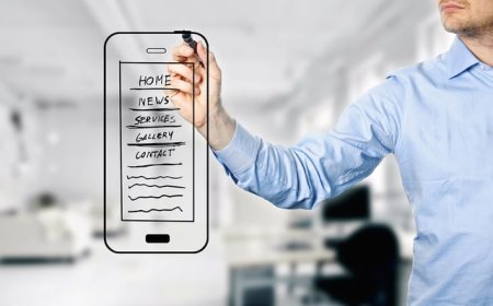 زيارة الموقع الإلكتروني أم استخدام التطبيق.. أيهما أفضل؟