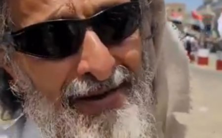 مقطع مبكي لمسن يمني يزور شقيقته لأول مرة منذ 10 سنوات بعد فتح طريق تعز 