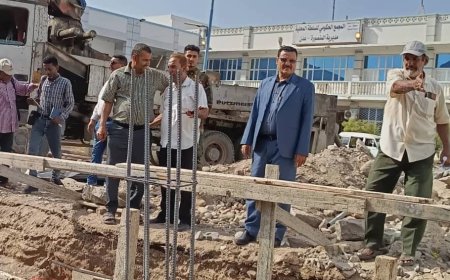 برعاية وزير الدولة - محافظ العاصمة عدن - أحمد حامد لملس..     مدير عام المنصورة يدشن مشروع "مبنى الأحوال المدنية" بالمديرية