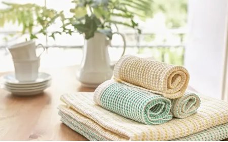 حيلة تجعل مناشف المطبخ تبدو وكأنها جديدة في 20 دقيقة !