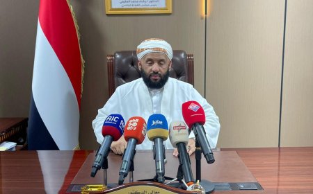 وزير الأوقاف يعلن استكمال حجاج بلادنا مناسكهم ويثمن اهتمام  القيادة السياسية  بمتابعة اوضاعهم    .