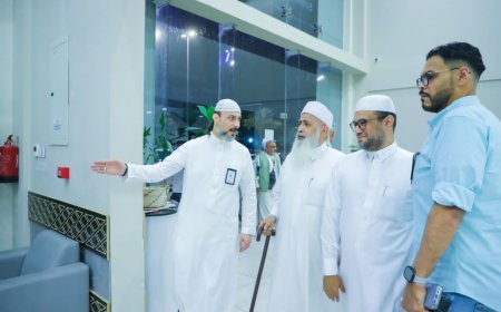 الوكيل الشيخ يتفقد الحجاج في مساكنهم المؤقتة بالمدينة المنورة